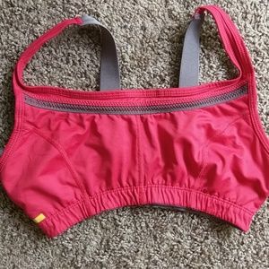 Lole Sports Bra in Bright Red